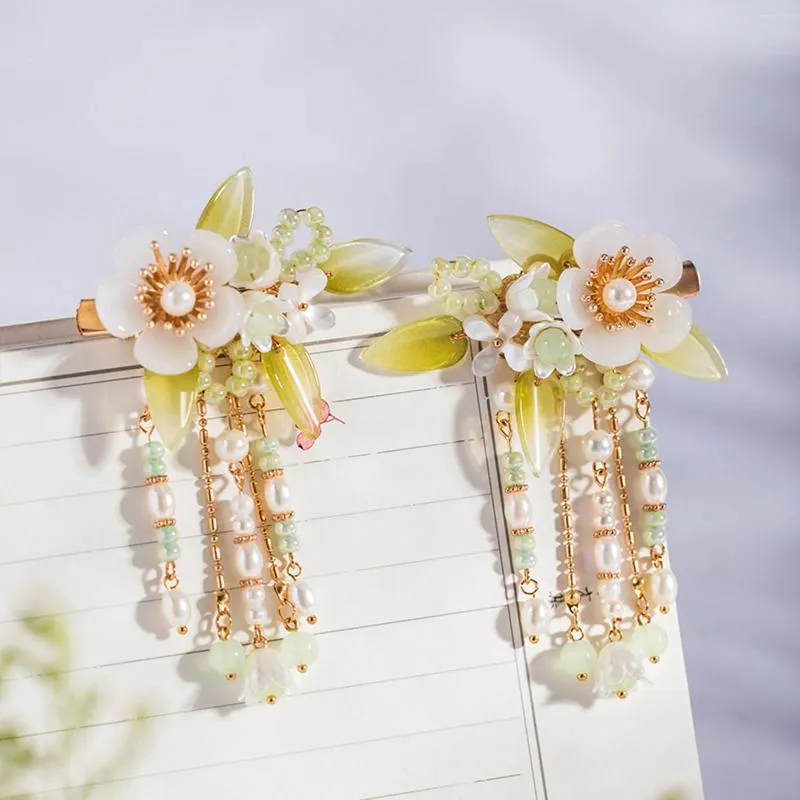 Pinces à cheveux en forme de fleur blanche, épingles à cheveux latérales en feuille verte, couvre-chef en perles, bijoux à franges pour femmes et filles, accessoires chinois