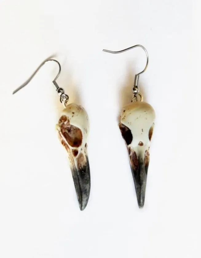 Boucles d'oreilles de crâne corbeau de corbeau en peluche en pendaison 3D Skul Jewelrydangle6762297 Resin Bird Skul