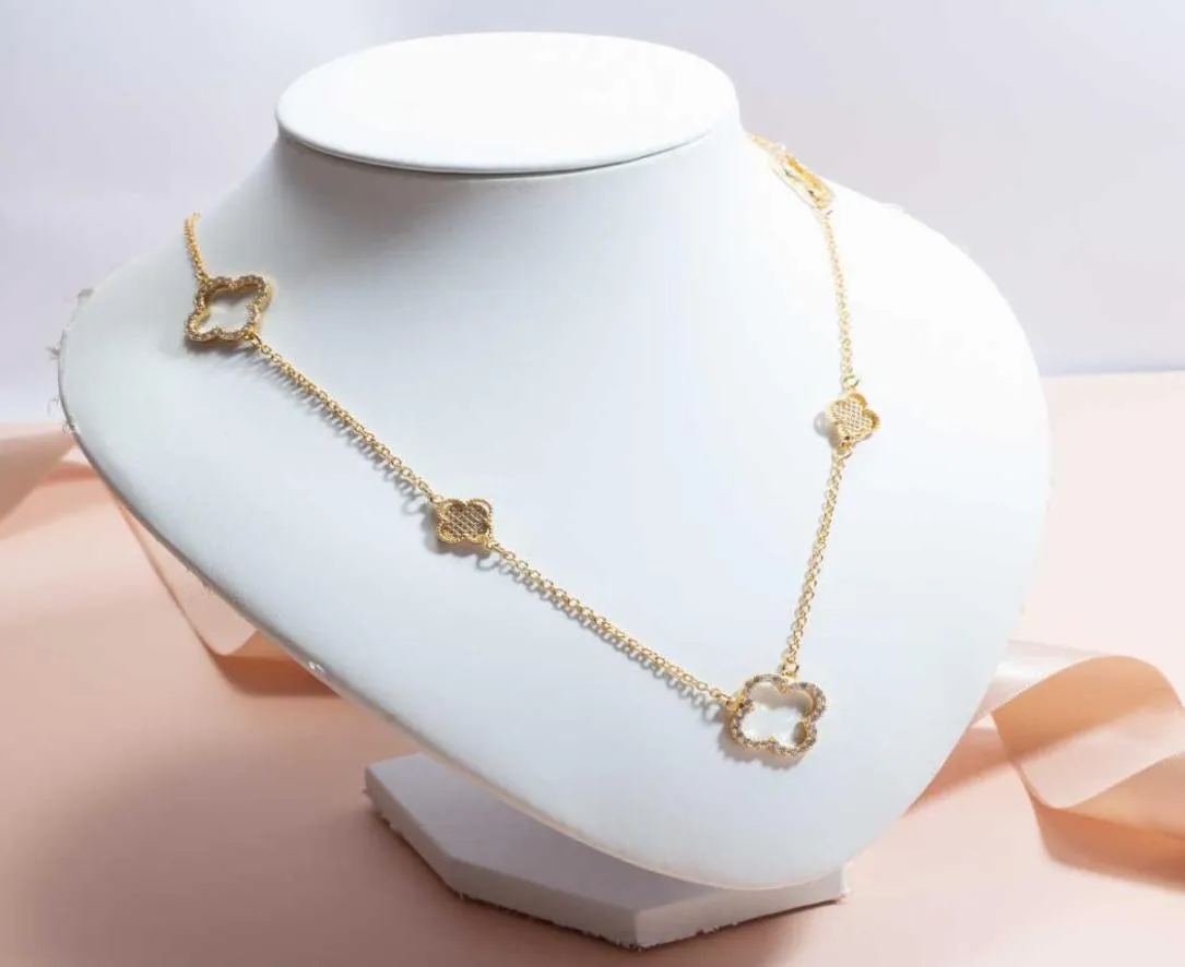 2022 Designerschmuck Berühmte Marken Gold und Diamanten Klee 18k Set Halskette Damen3514589