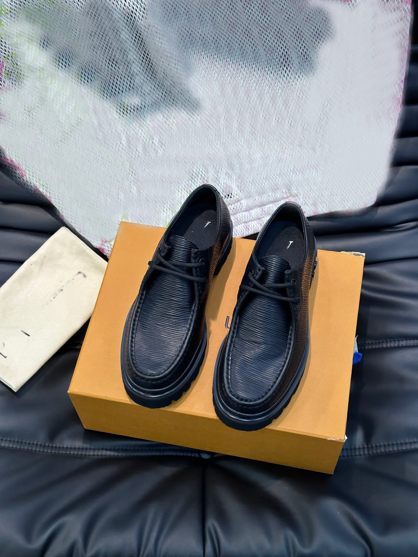 Designer loafers uit één stuk geborsteld leer Heren designer loafers Oxford grof rubber voor heren Luxe modezoolplatform van wandelfeest bruiloft