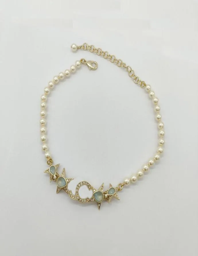 2023 Collar colgante de encanto de calidad de lujo con aretes de diamantes y color verde en el sello de cajas de oro PS7663A7507486