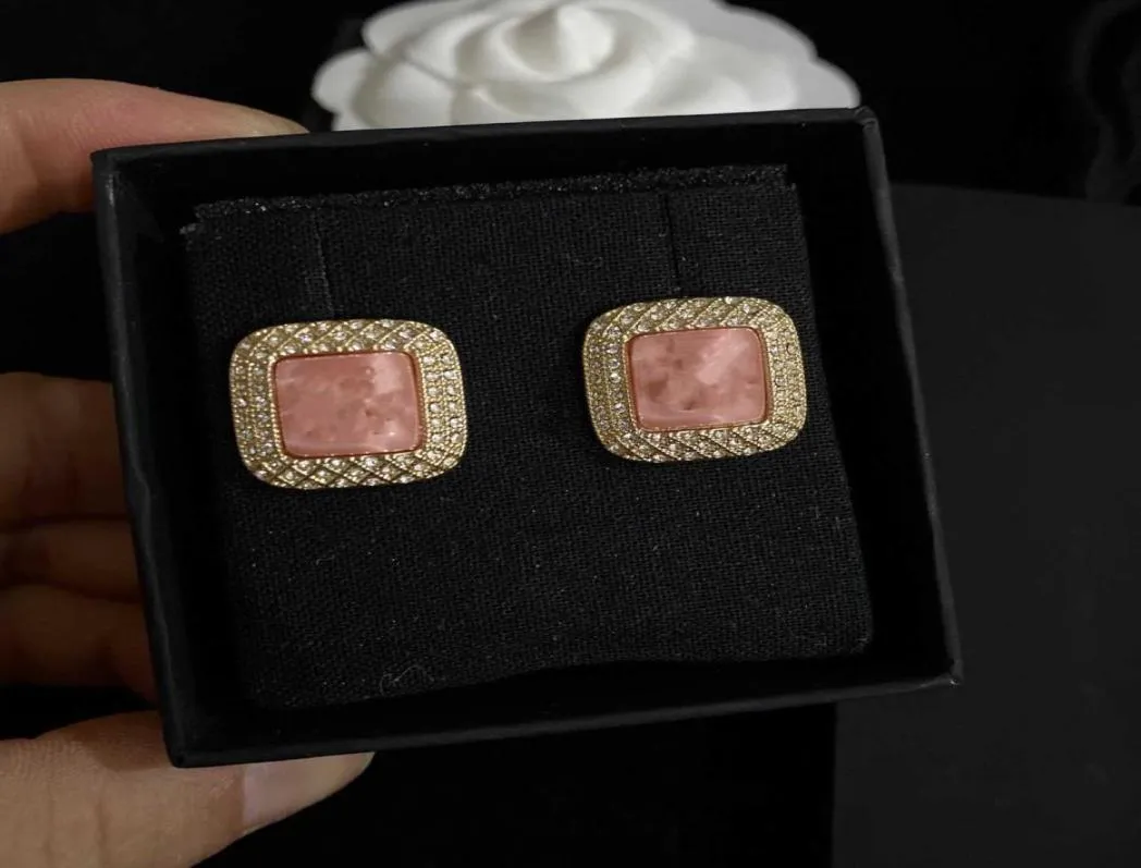 Top 2021 New Brand Fashion Jewelry For Women Pink Resin Design Party Light Gold Color C Name Stamp Crystal Stud Earrings7554134