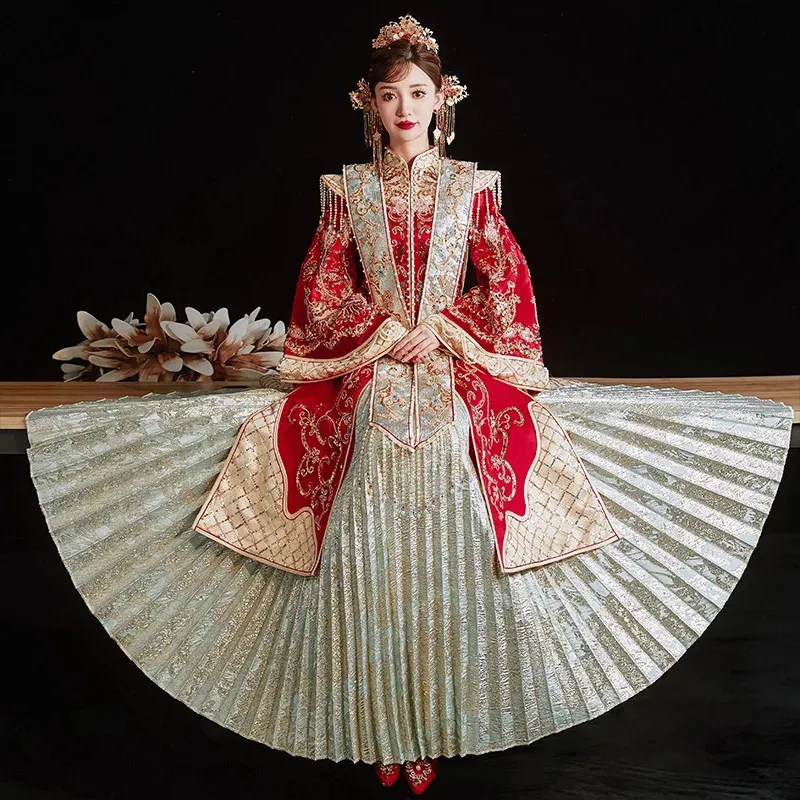 Abbigliamento etnico della dinastia Ming Abito da sposa cinese Hanfu Cina tradizionale Xiuhe Tang Abito Cheongsam Set di abiti 231212