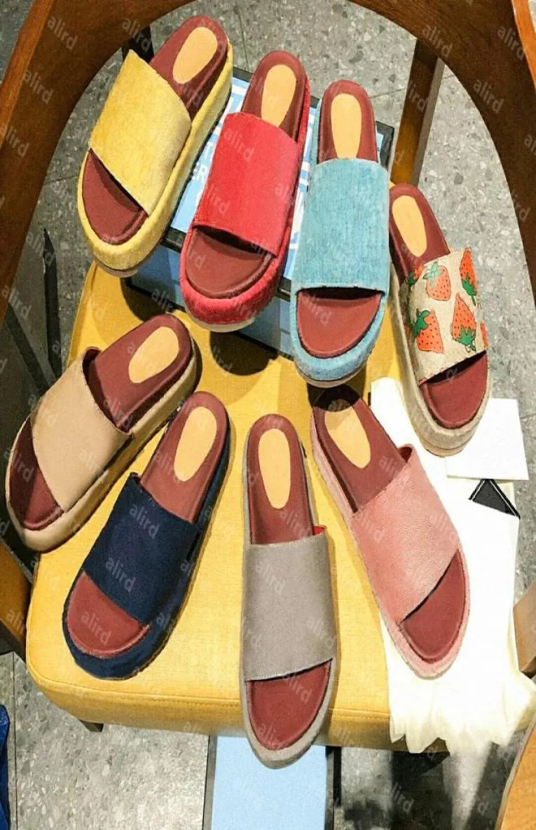 Luxury Designer Womens Latex Slides Top Quality Thick Sole