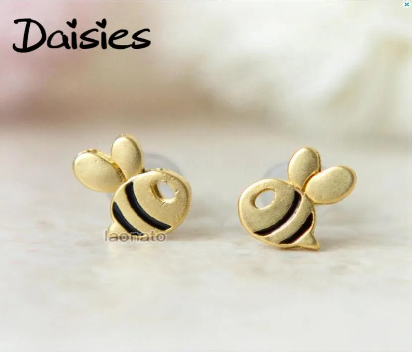 Daisies 10pairs Fashion Cute Bee Stud Earring For Women Honey Bee Earrings Unique Design Tiny Animal Earrings As Lady Gift2581633