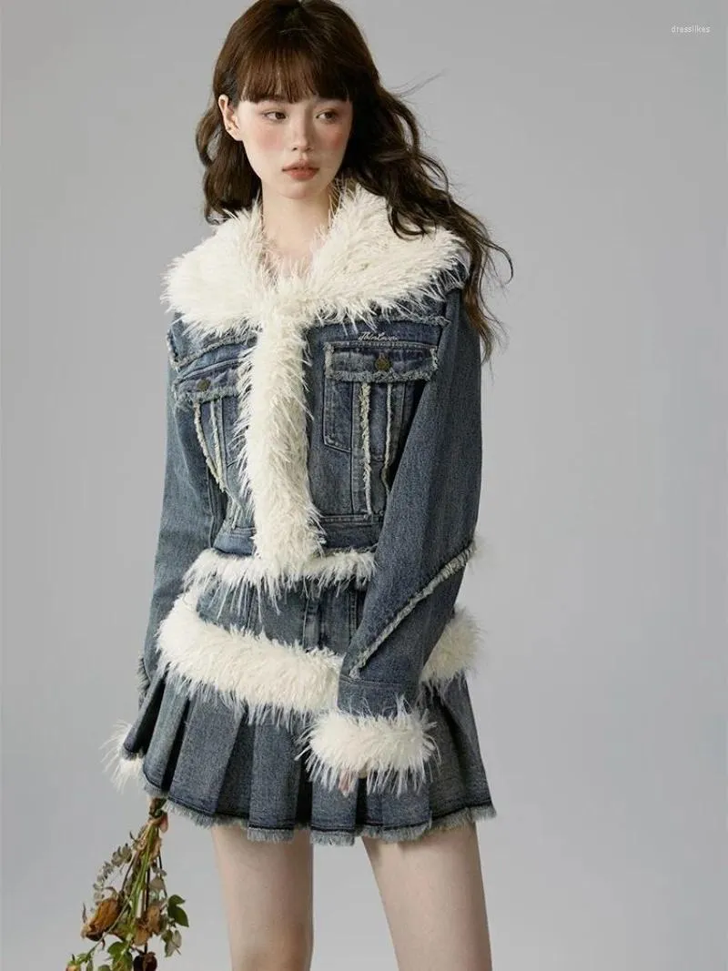 Robes de travail Sweet Girl Costume Femmes Hiver Vintage Denim Col De Fourrure Manteau Taille Haute A-ligne Mini Jupe Deux Pièces Ensemble Vêtements Féminins