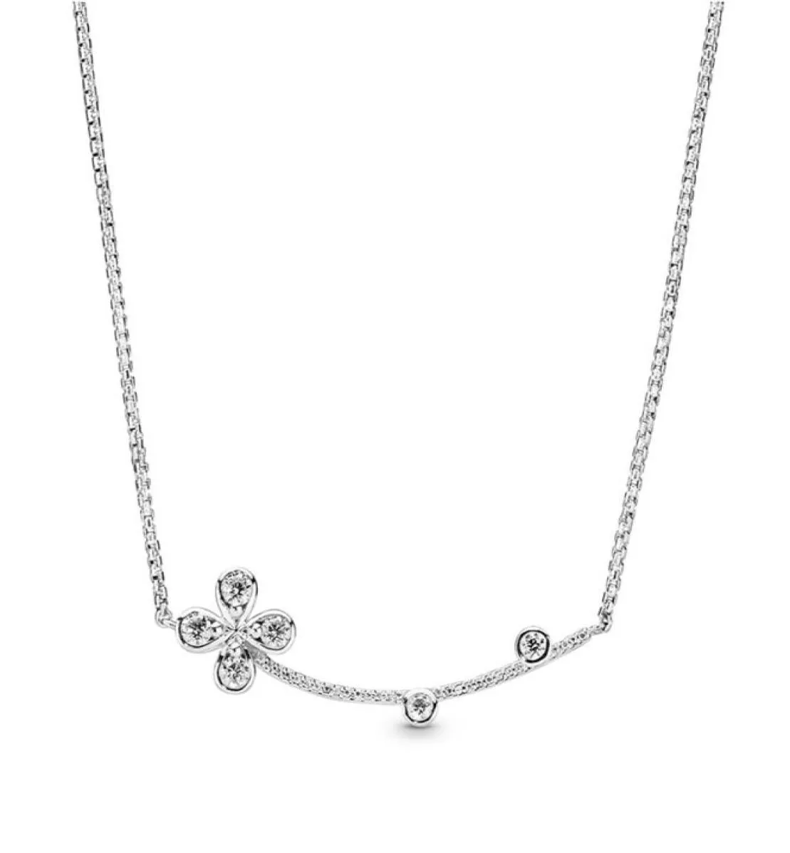 2019 Nouvelle arrivée 925 Collier de trèfle de chaîne en argent sterling Boîte d'origine pour collier de fleurs à quatre pétenles Femmes Collier de créateur de luxe Collier7740617