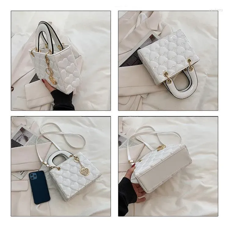 Avondtasjes met hartjesreliëf, designer handtassen voor vrije tijd, chique luxe, glad leren kleine schoudertasjes/messenger bags voor dames_voghion.com