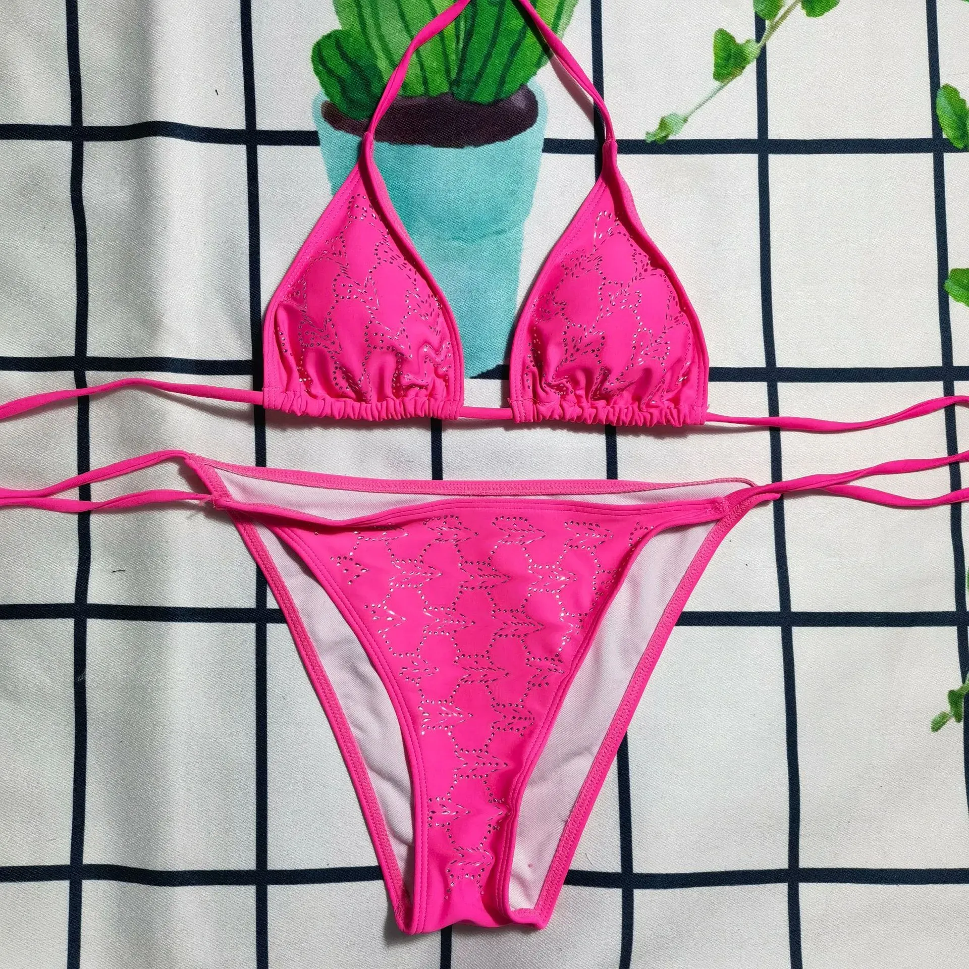 Pink Stock Women Bathing Fashion Suit Designer Bikini Set Swimsuit Designers Bandage Sexig brevtryck Kvinna Beach Swims