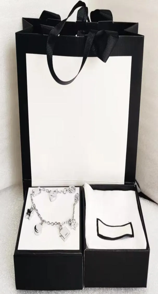 Bracciale di design Catena d'argento Stella Amore Farfalla Bracciale Braccialetti di vendita di alta qualità Fornitura di gioielli di moda6042681