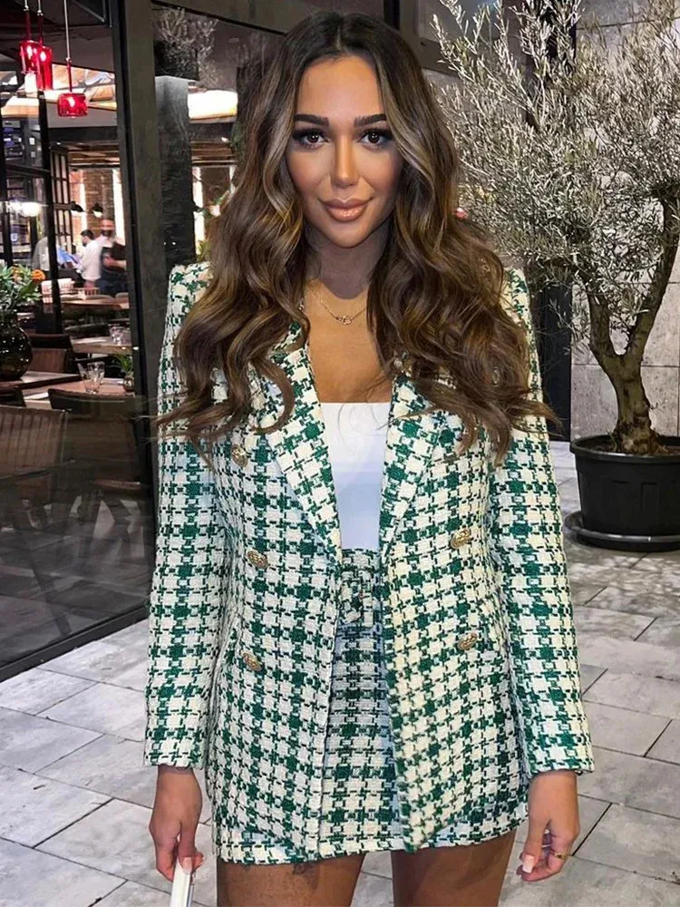 Two Piece Dress Women Elegant Check Tweed Skirt Set Suits Double Breasted Gold Button Blazer And Belted Mini Skirts 2 Piece Sets Womens Outfits 231212