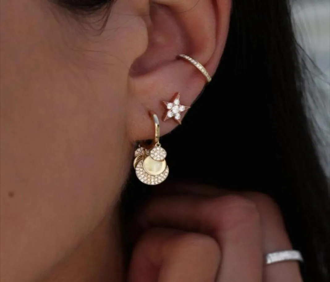 Cerceau Huggie avec boucle d'oreille à breloque ronde pour femmes bijoux de mode européenne Micro pavé Cz Disco points charmant boucles d'oreilles 8909273
