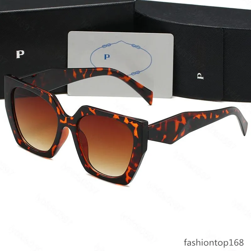 Die strahlungsbeständige Modebrillenuhr des Designers mit HD-Nylonlinse eignet sich für alle jungen Menschen, die hochwertige PPP-Buchstaben tragen möchten