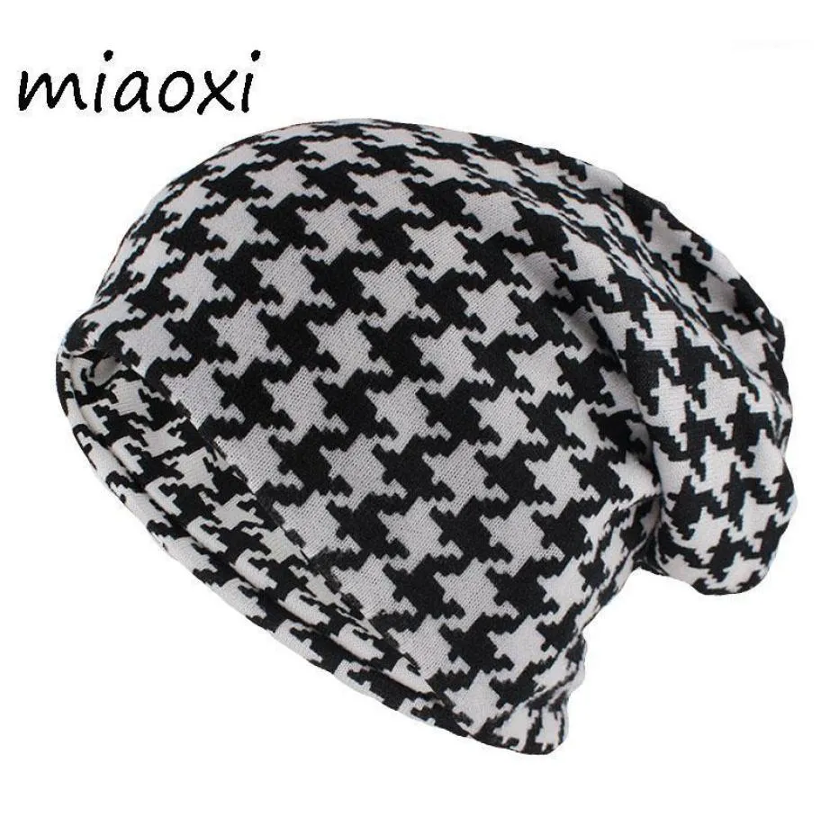 BeanieSkull Caps Miaoxi Hip Hop Mulheres Moda Chapéu Houndstooth Outono Gorros Quentes Skullies Xadrez Casual Gorros Lenço Macio Duplo 2544332