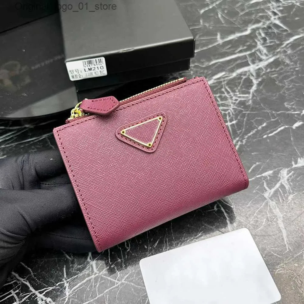 US$16.89-Brand Men Short Wallet With Zipper Coin Pocket Vintage Money Bag  High Quality Male Fashion Purse Card Holder New Carteir-Description