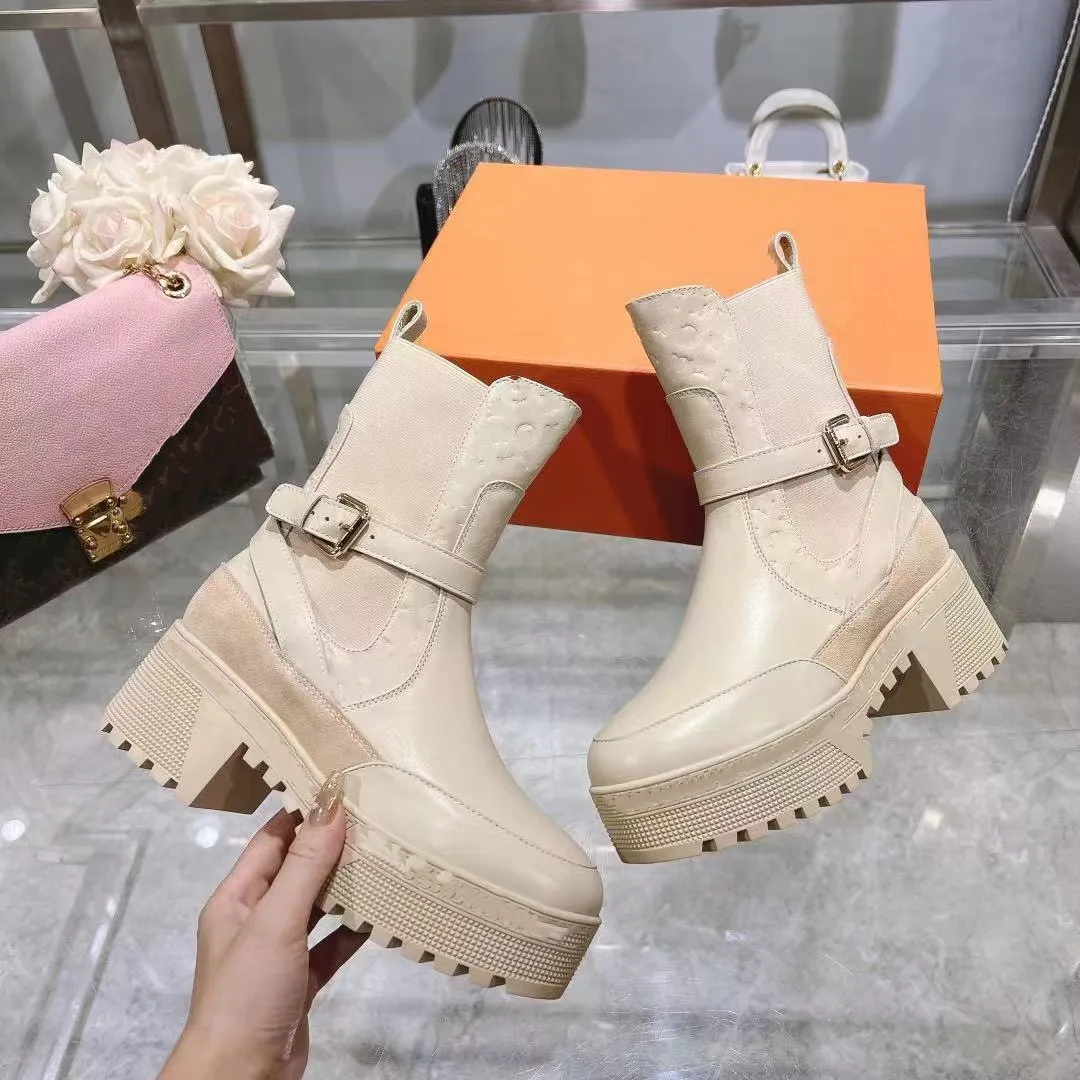 Laureat Platform Desert Boot Women Boots Designer Boot Luksusowa wysokiej jakości MEFROPOLIS Flat Ranger Chunky Obcing Frenum Martens Boots 10