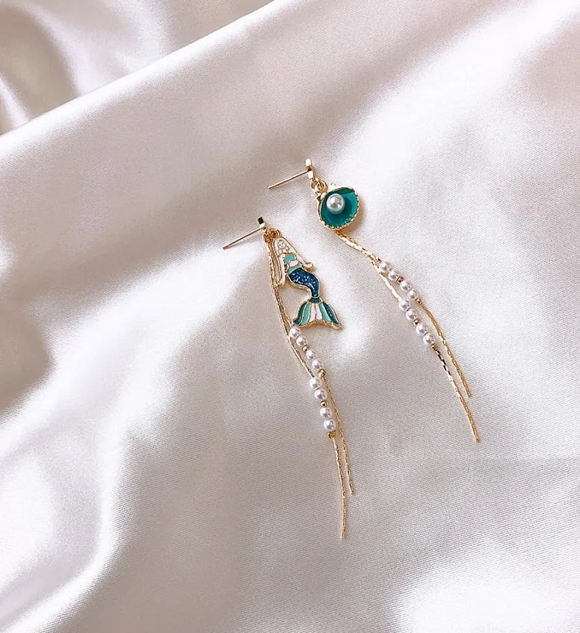 The daughter of the sea super fairy mermaid earrings asymmetric pearl shell tassel earrings lady temperament silver needle earring3951307