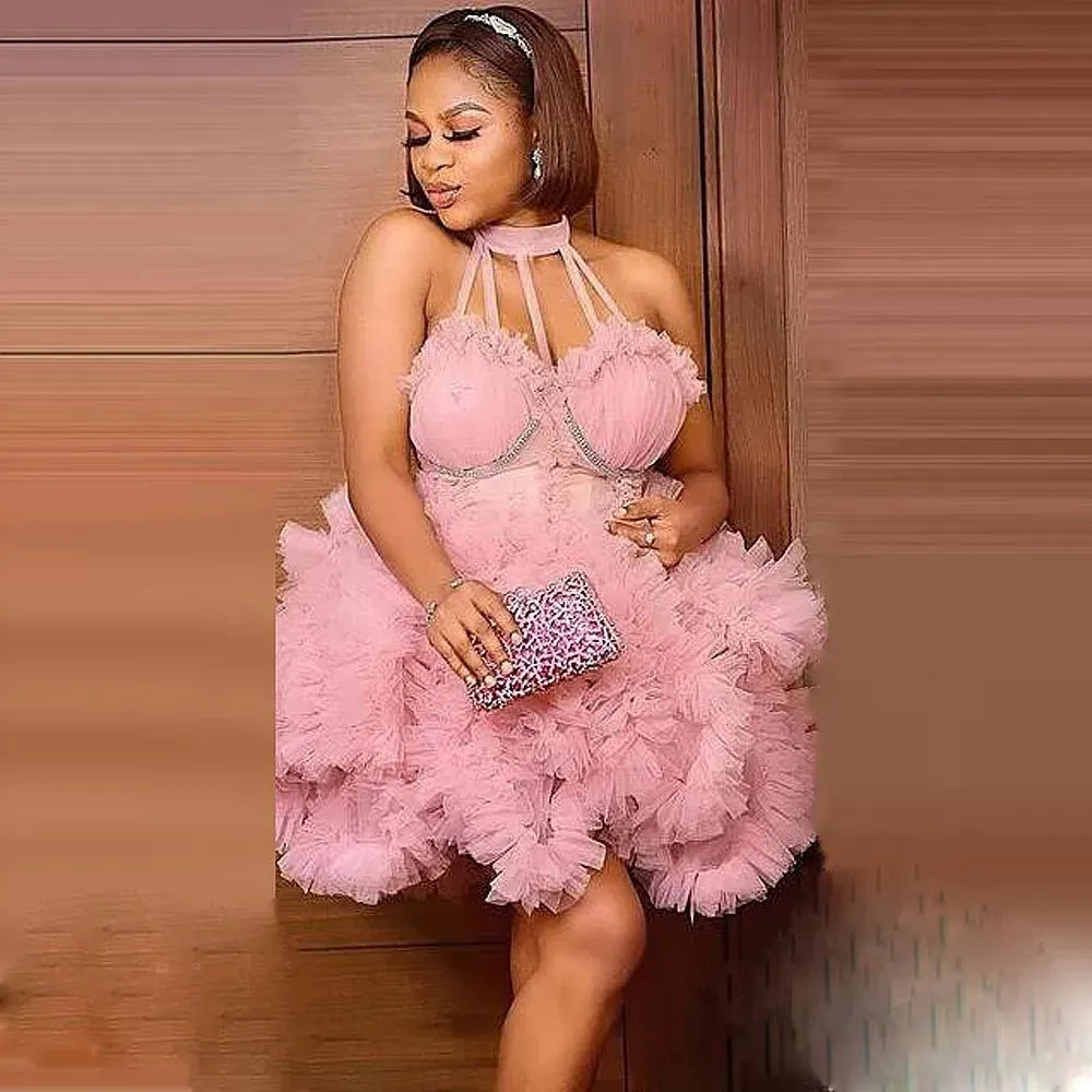 Économisez gros sur les achats en gros de Robes Sexy Urbaines Rose Courte  Soirée Cocktail Licou Perles Volants Robes De Cocktail Gonflées Mini Robe  - Main Image