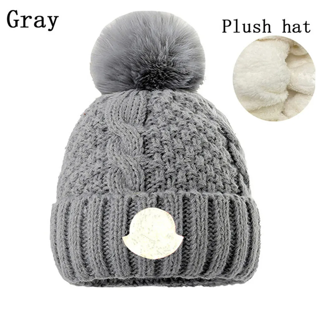 New Fashion Designer hats Men's and women's beanie fall/winter thermal knit hat ski brand bonnet High Quality plaid Skull Hat Luxury warm cap U-16