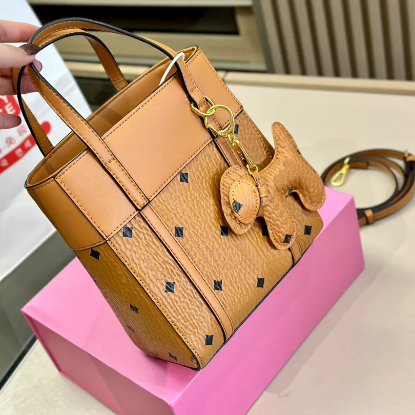 Luxurys Designer Cartoon Tote Bag 10A Spalla di alta qualità designer di lusso borse borsa borsa di design borse portafoglio borse da donna borse a tracolla