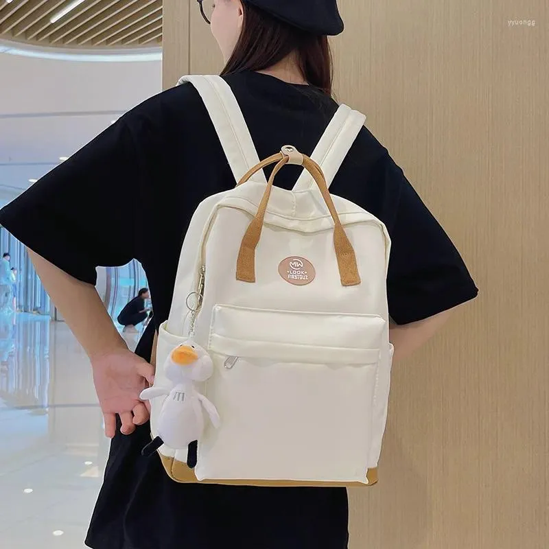 バックパックボルサフェミニナデザイナーバッグ韓国ファッショナブルでかわいいバックパック
