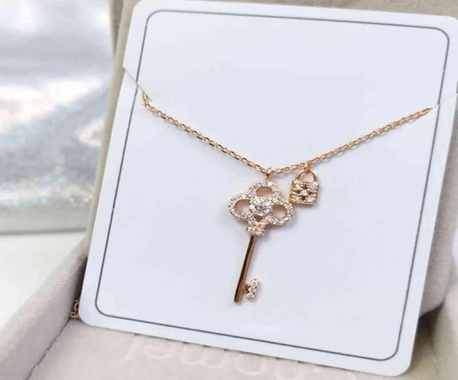 Collier pendentif clé d'amour pour femme, chaîne de clavicule de fête légère, bijoux de luxe en argent à la mode, Y2202184051110