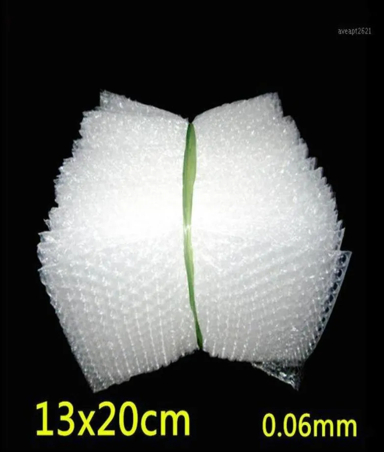200 PZ 1320 cm Busta di involucro di plastica bianca Sacchetti di imballaggio a bolle PE sacchetto di bolle trasparente Borsa antiurto doppio film19157850