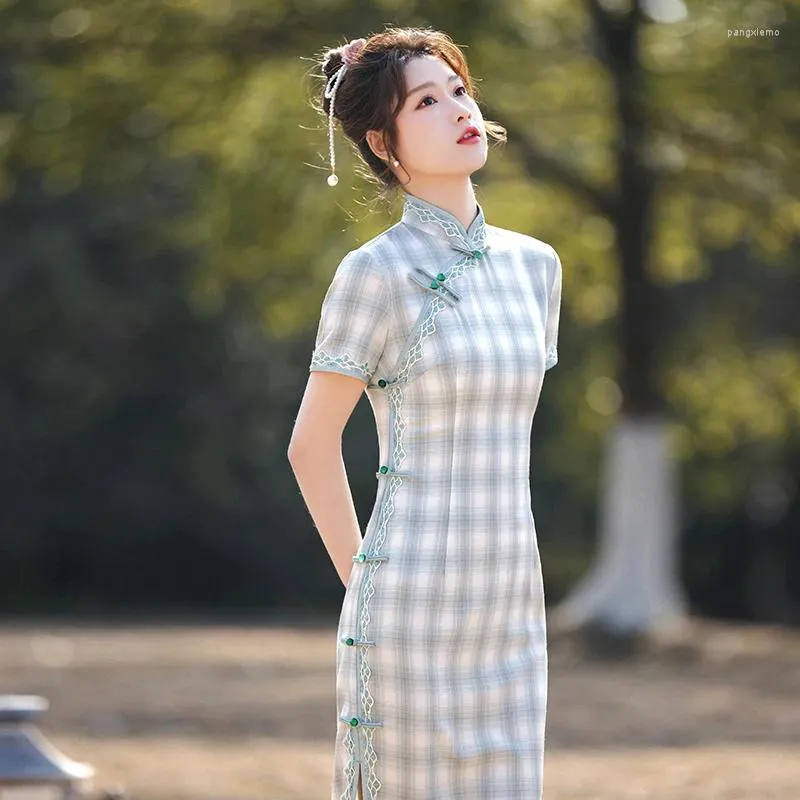 Ethnic Clothing Plaid Style Cheongsam Young Lady 2023 Girl Long Temperament Chinese Retro Daily Spring Autumn Improved Qipao Dress