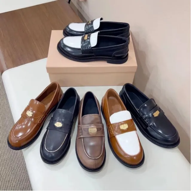 Elbise Ayakkabı Toe Toe Penny Loafers Deri Kadınlar Vintage Etkili Loafers Designer Luxurys En Kaliteli Platform Dipler Boyut 35-41