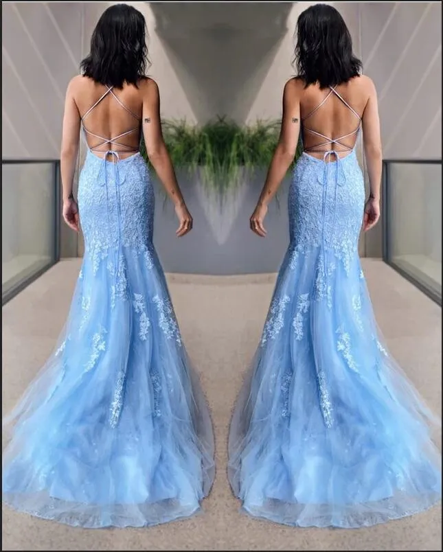 Sky Sexy Backless Blue Tiul Lace Applique Sukienki Promowe Długie kantar Spaghetti Paski Kobiety Ocn Even Evening Suknie