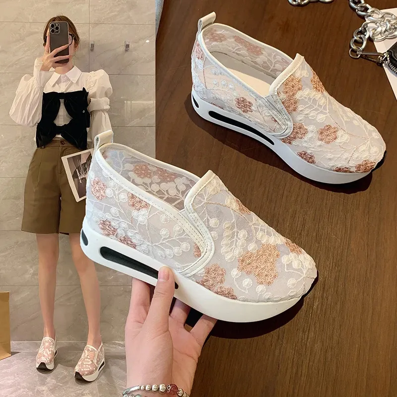 Scarpe con rialzo di altezza Scarpe con zeppa da donna Scarpe con paillettes in rete traspiranti Scarpe da donna con plateau in oro bianco Scarpe con zeppa con rialzo di altezza Scarpe casual 231213