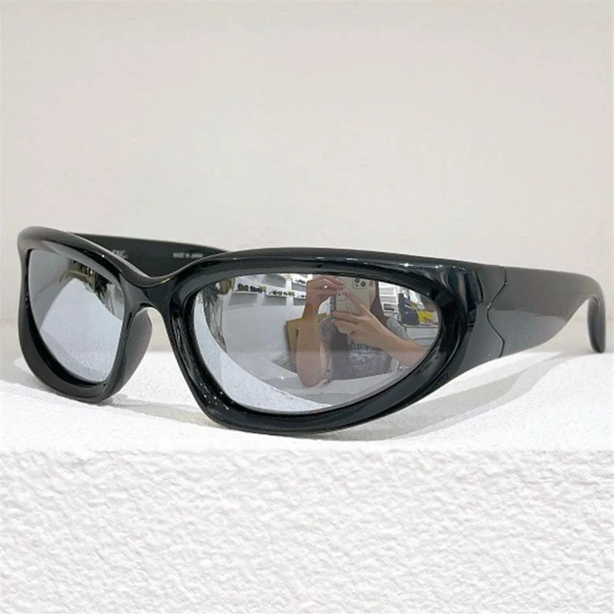 Occhiali da sole ovali Swift sportivi da donna BB0157S lente a specchio con montatura nera Protezione UV400206k