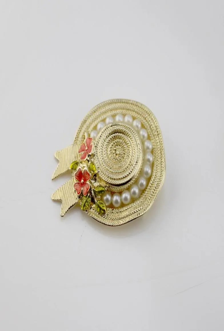 Nieuwe Mode Trendy Vrouwen Broche Pin 18K Geel Vergulde Bloem Parel Hoed Ontwerp Pin Broche Voor Meisjes Vrouwen party Bruiloft Nice G2777317