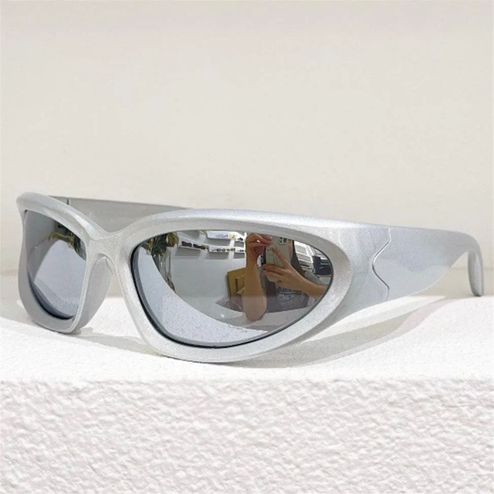 Donna Uomo Sport Swift Occhiali da sole ovali BB0157S B casa lente a specchio con montatura argento UV400179v