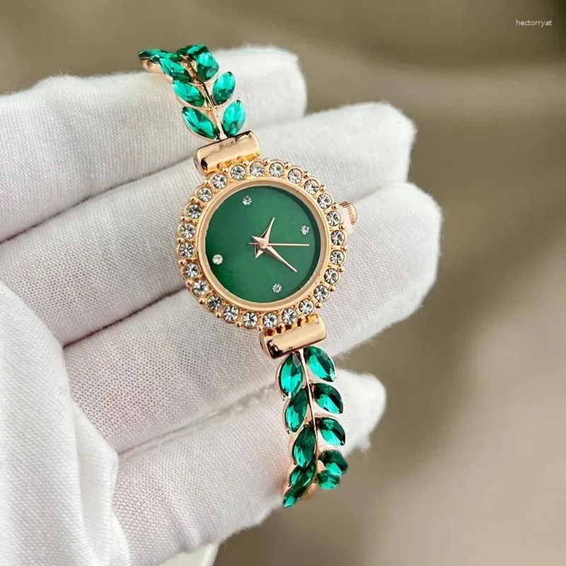 Relógios de pulso Verde Azul Vermelho Cubic Zircon Cristal Folha Banda Rosa Banhado A Ouro Redondo Simples Dial Quartz Relógios