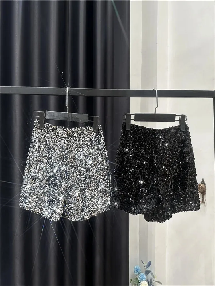 Women's Shorts Fashion Black Velvet Shorts for Women Shiny Sequined Versatile Short Pants Female Chic Clubwear Shorts Solid Pants High Street 231213