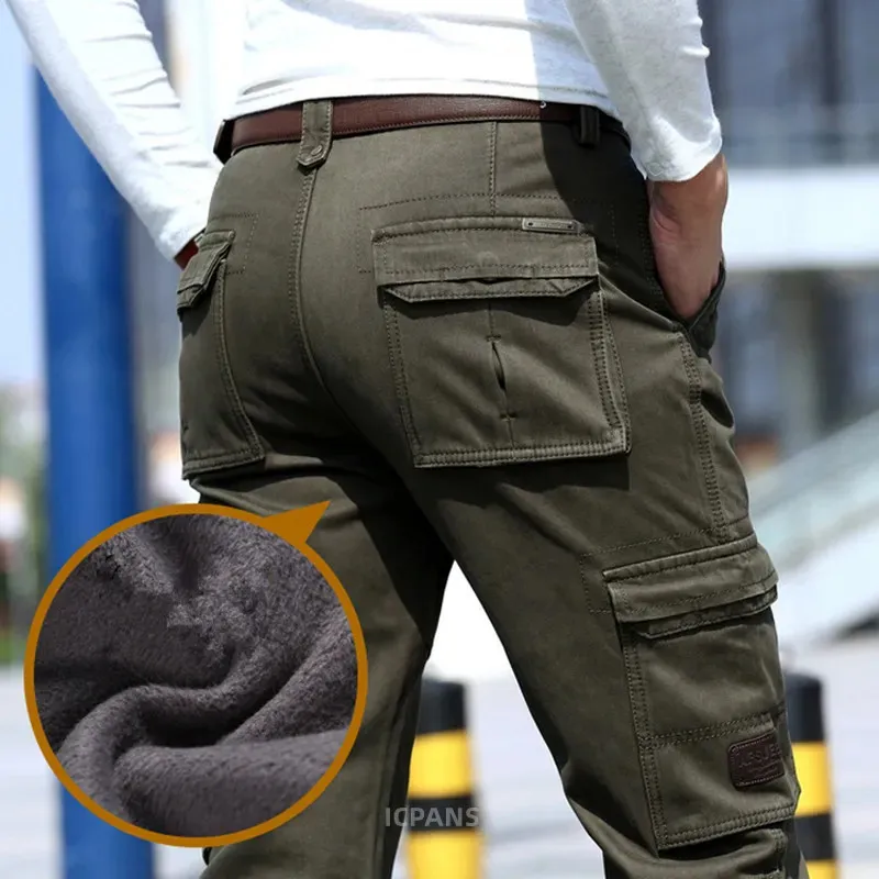 Calças masculinas 6 bolsos lã quente carga homens roupas trabalho térmico casual inverno para militar preto cáqui calças masculinas 231213