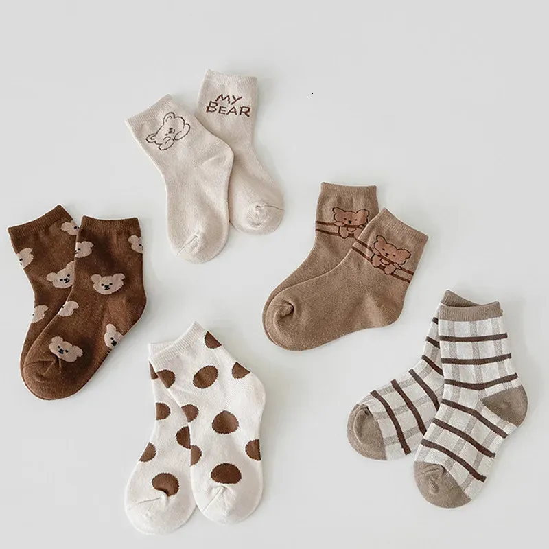 Skarpetki dla dzieci 5 Pairs/Lot Baby Socks Cute Cartoon Infant Born Sock for Girls Boys Soft Cotton Toddler Socken Kids Akcesoria 231213