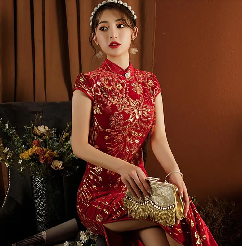 Wine Red Sequin Cheongsam: Elegant Chinese Traditional Dress