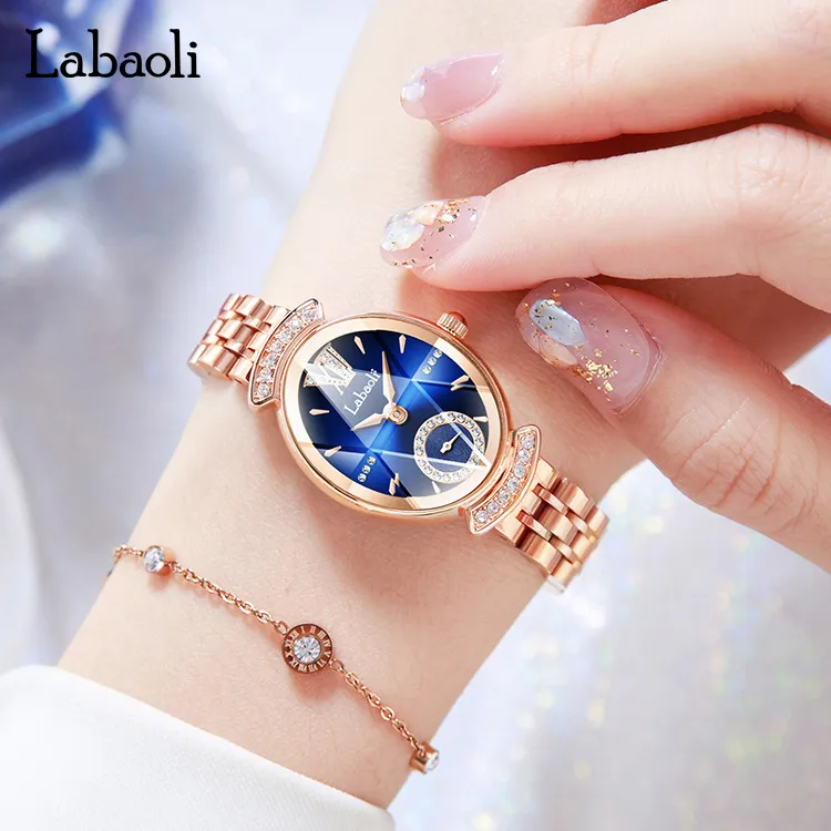 Wath Fashion Watch الجديد للسيدات ، فرقة الصلب Women Watch ، قرص ثانٍ مستقل ، صغير وشعبية