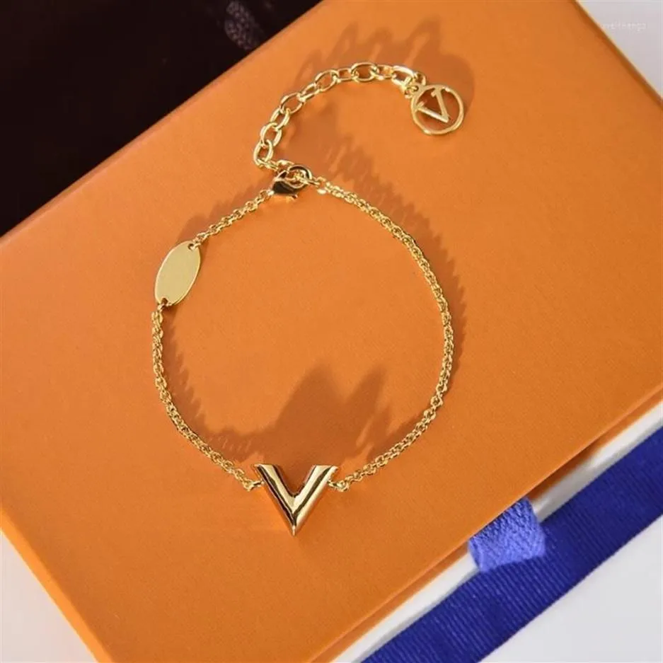 Armreif Designer Charm Armband für Frauen Luxusschmuck Damen Gold Love Links Armbänder Damen Buchstabe V Ornamente Bracciale Chain338E