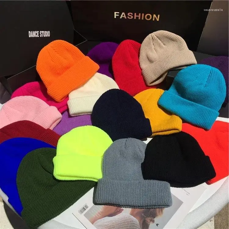 Berets Männer Frauen Winter Herbst Einfarbig Warme Wolle Gestrickte Kappe Fluoreszierende Cuffed Beanie Hut Weibliche Kappen Wärmer Motorhaube Casual