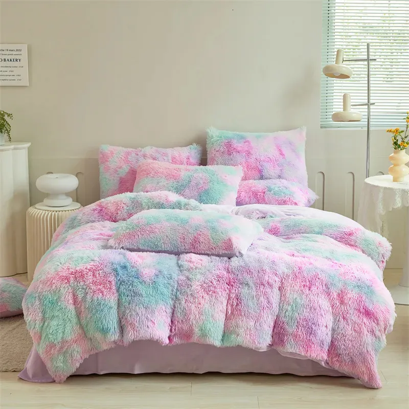 Conjuntos de cama Shaggy Coral Fleece Aconchegante Princesa Set Mink Velvet Gradiente Quilt Duvet Capa Cama Consolador Cobertor Fronhas 231214