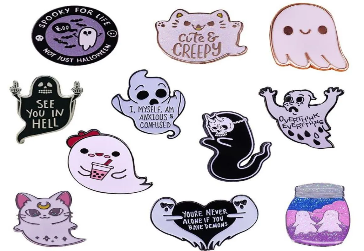 Pins Spettame carina Black White Ghost Pin Collezione Pin Halloween Creepy Scary Spooky Boba Cat Ghosts BOO BOO Spetta Horror Gothic23824507