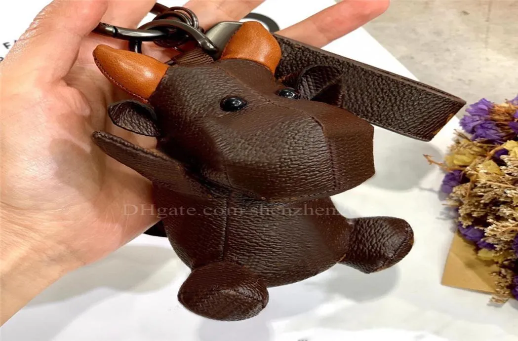 3D Cartoon Animal Ox Designer Keychain PU Leather Cow Cle Key Chain Keys Keys Mandchain Handchain with Gift Box4640523