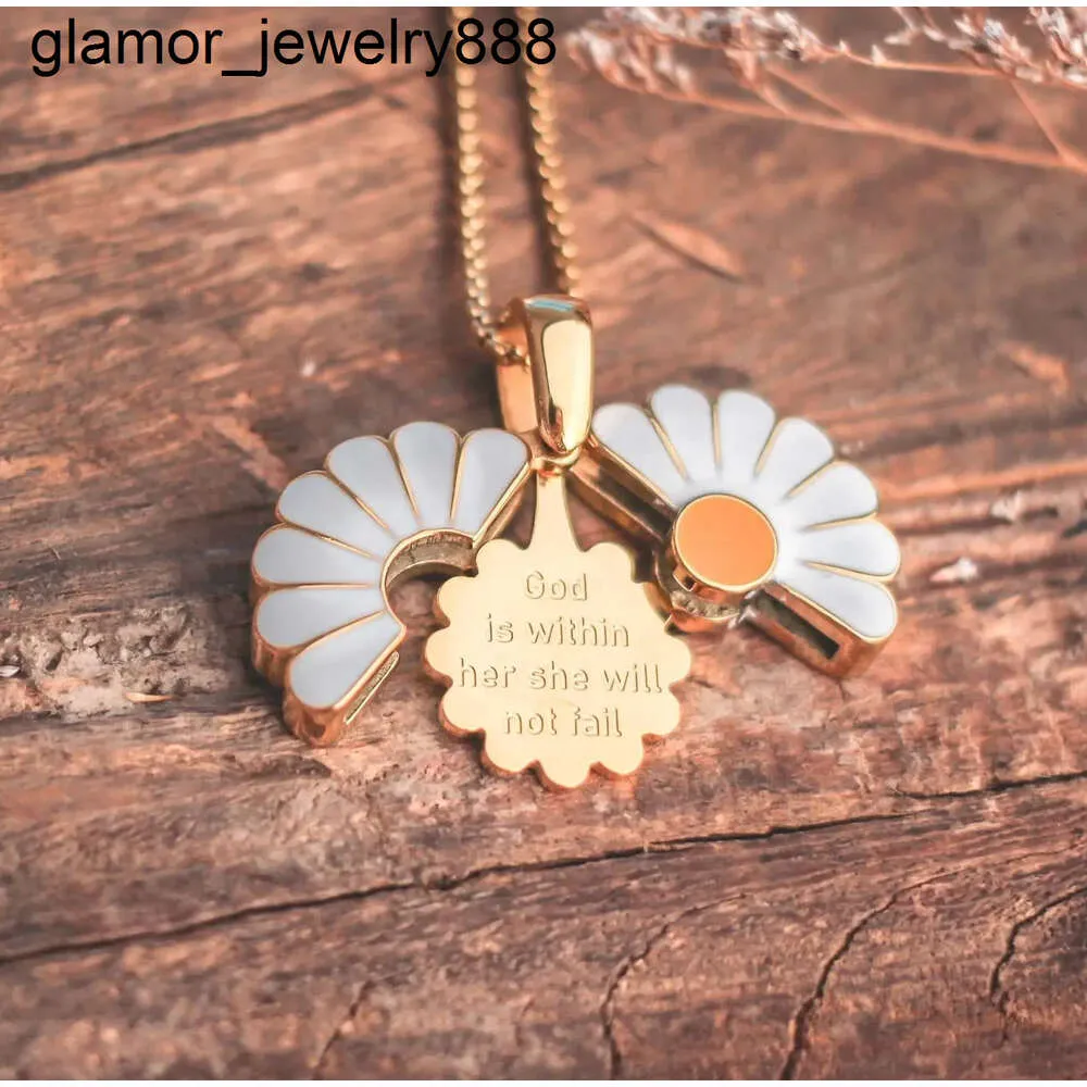 Hidden Message Daisy Locket Necklace with Gold Color Pendant Necklace for Girl Mother's Day Gift