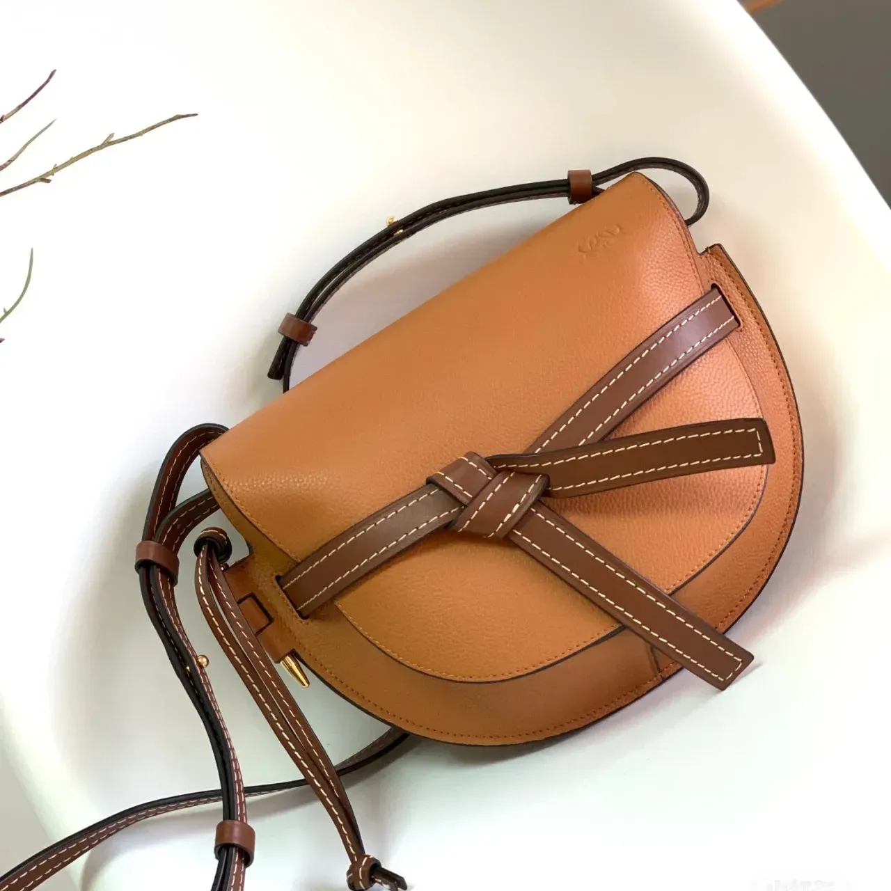 Yüksek kaliteli kapı çift bulmaca eyer omuz torbası moda kayışı 2 boyutta gerçek deri çanta lüksler tasarımcı çantalar bayanlar erkek crossbody şehir çanta debriyaj çantası