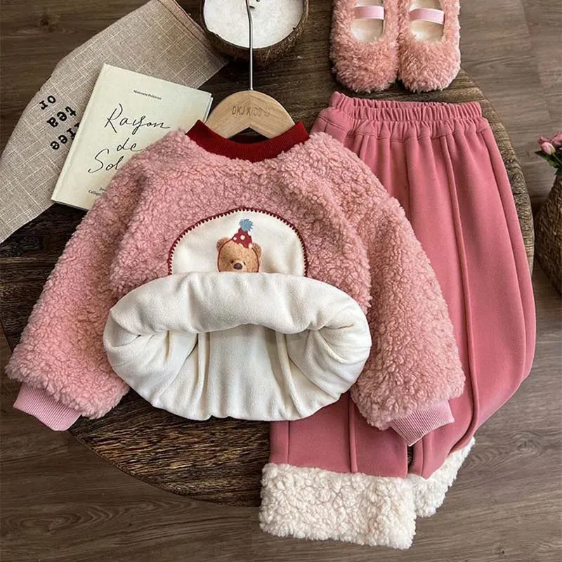 Clothing Sets Winter Plush Children s Girls Wool Sweater Set Thick Baby Lamb Long Pants Two piece 231214