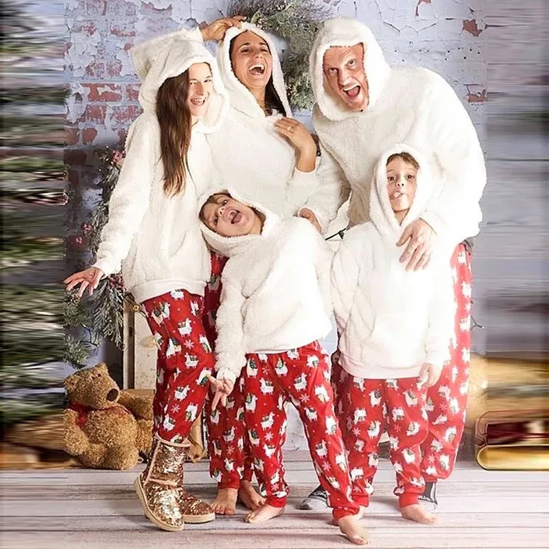 Familie matching outfits familie matching kerstpyjama's set 2pcs pluche winter warme mannen vrouwen kind ouder-kind kleding slaapkleding nachtkleding pajymas 231213