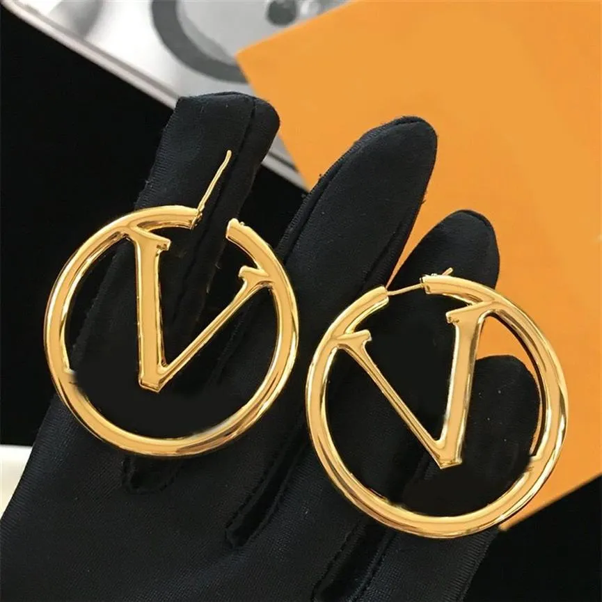 Femmes boucles d'oreilles Bijoux de bijoux de boucles d'oreille Luxury Orecchini Love Big Circle Letter Golden Wed Coupages Coupages Lady Cjewelers épais 232Q